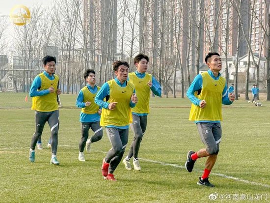 并且球队为这份合同设定了最后期限，1月15日。